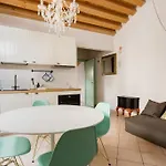 La Bella - Mimi & Coco Apartmán *